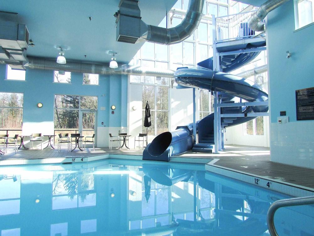 Sandman Hotel And Suites Сквомиш Экстерьер фото